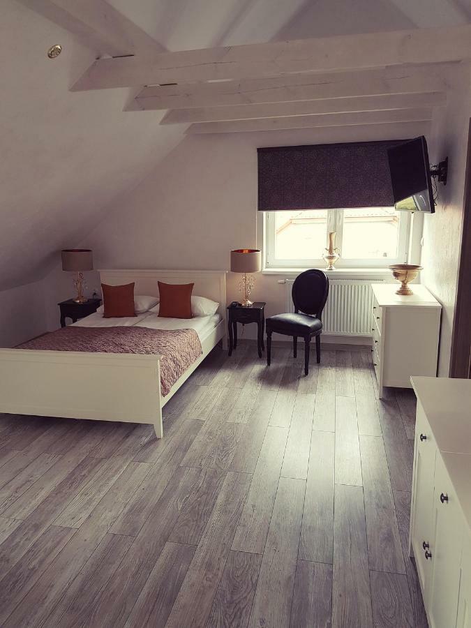 Appartement Gosciniec W Malborku Extérieur photo